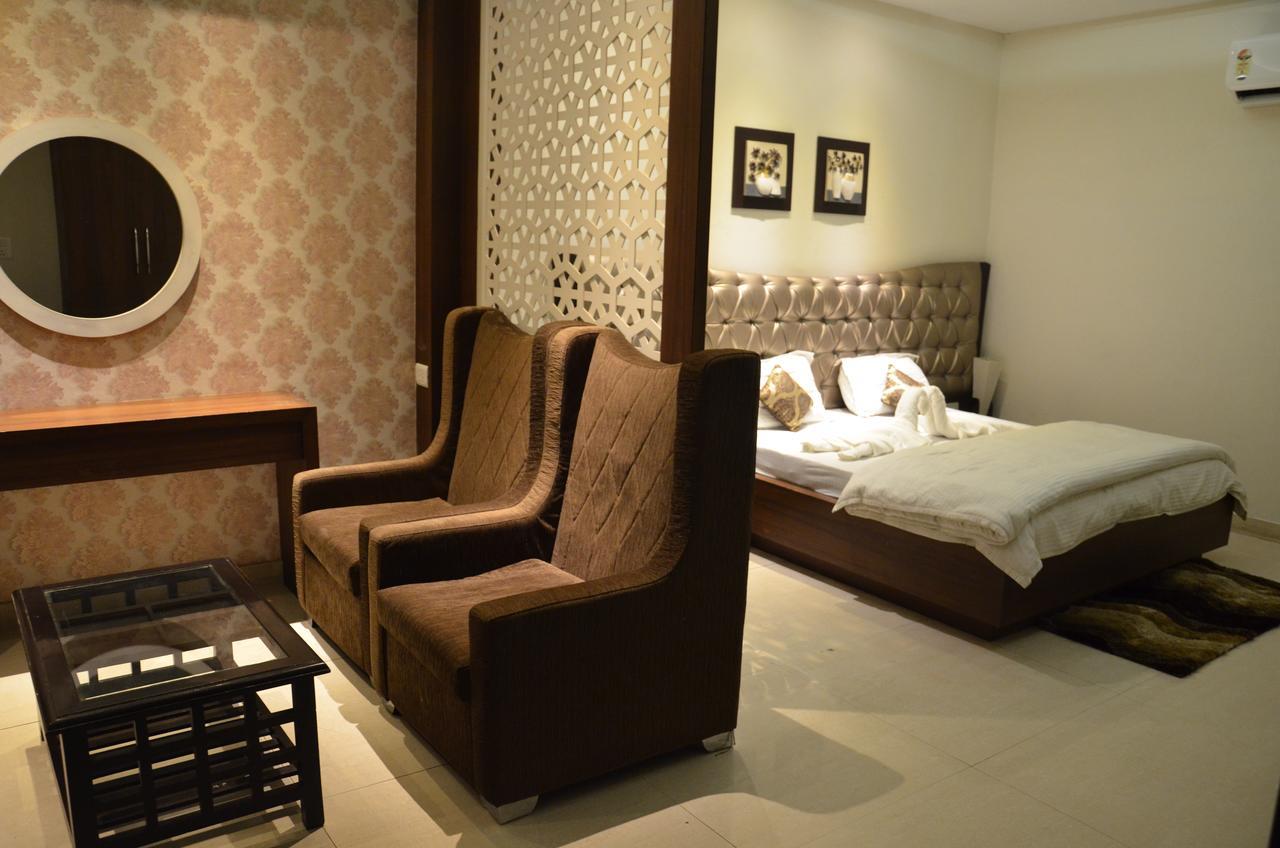 Hotel Aroma Inn Sirsa 外观 照片