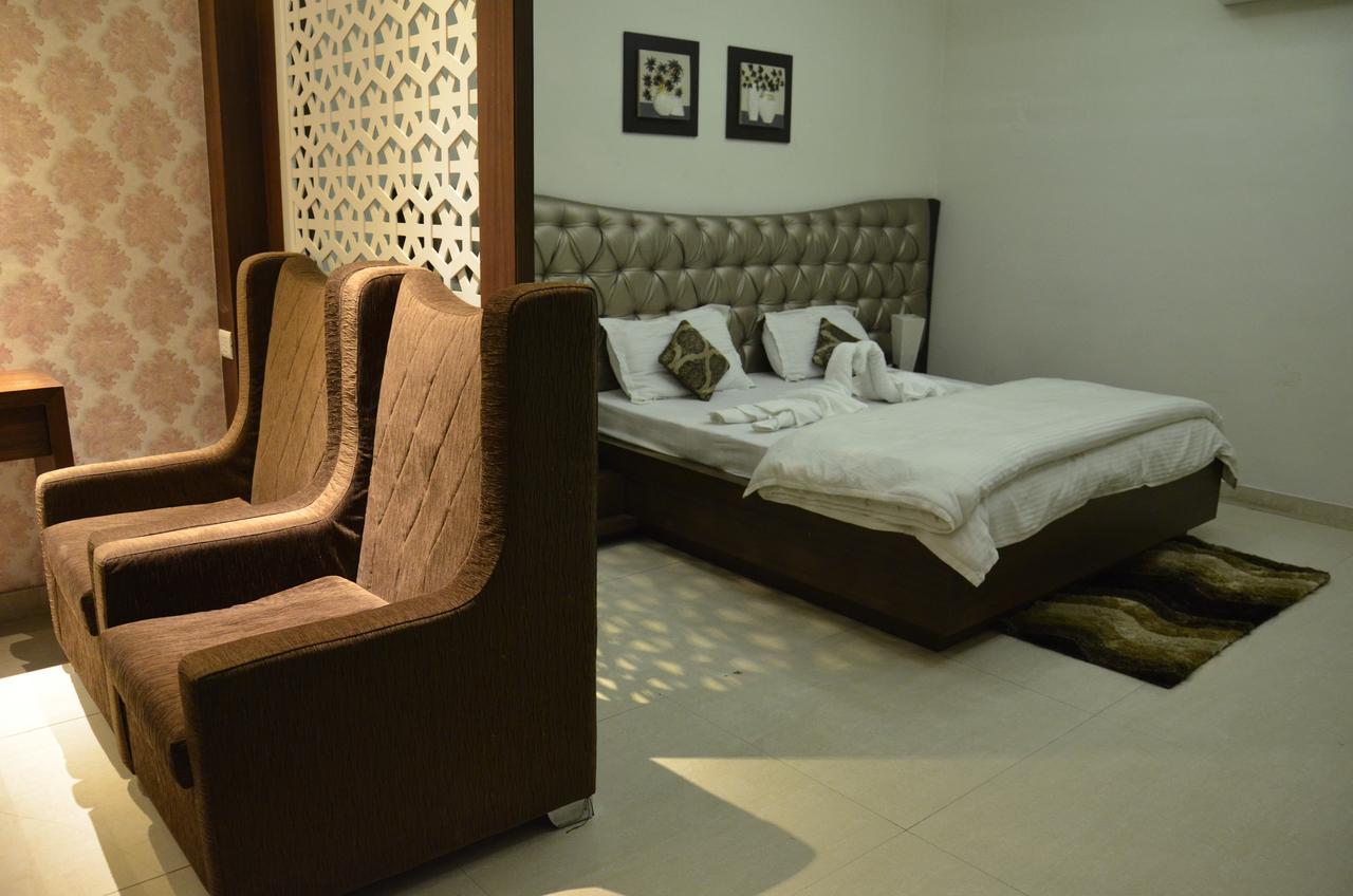 Hotel Aroma Inn Sirsa 外观 照片
